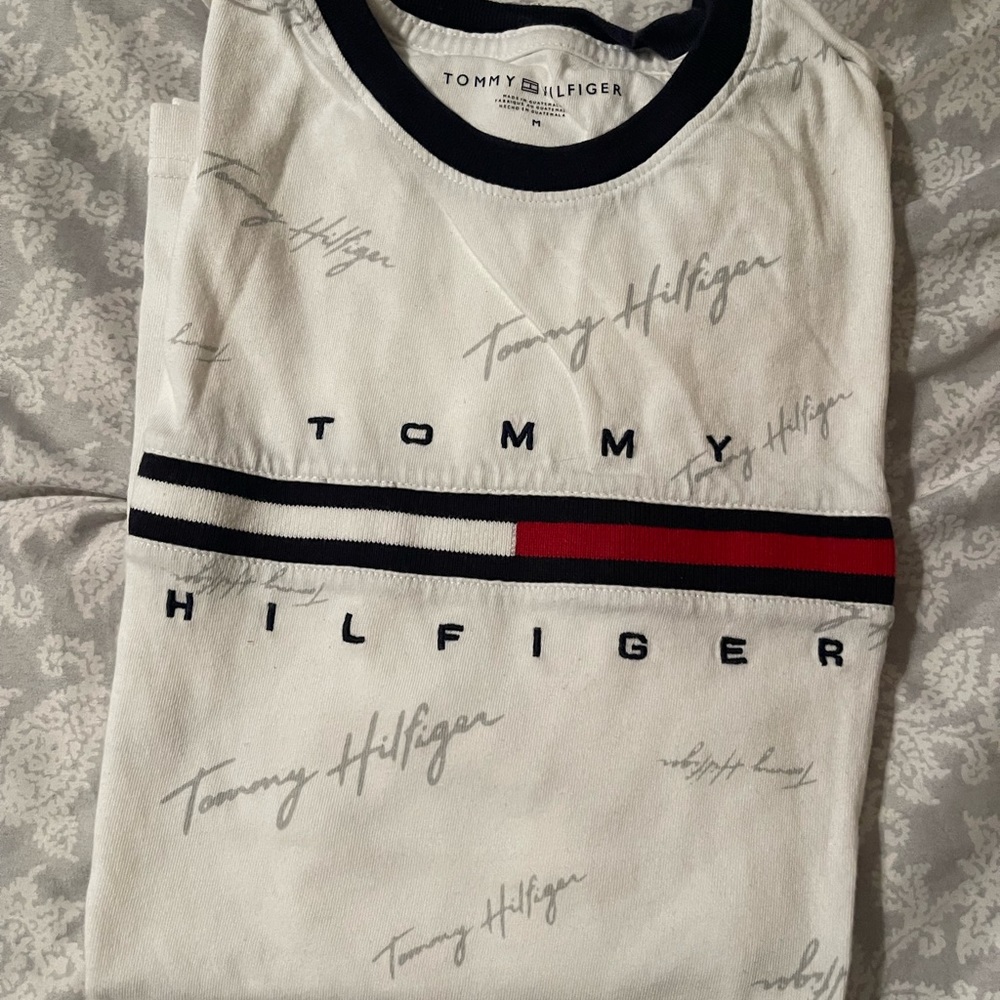 Tommy Hilfiger short sleeve shirt
